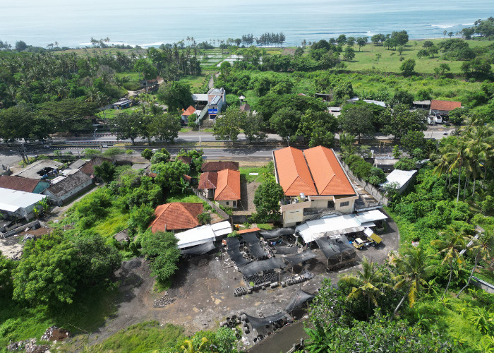 GUDANG DI JALUR LOGISTIK BYPASS IB MANTRA PERING