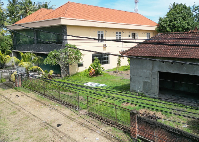 GUDANG DI JALUR LOGISTIK BYPASS IB MANTRA PERING