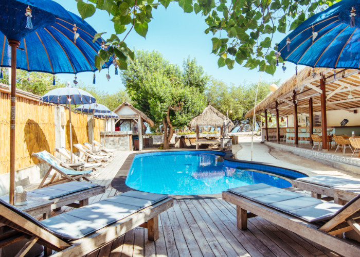 HOTEL RESORT DEPAN PANTAI BAGIAN UTARA GILI TRAWANGAN LOMBOK