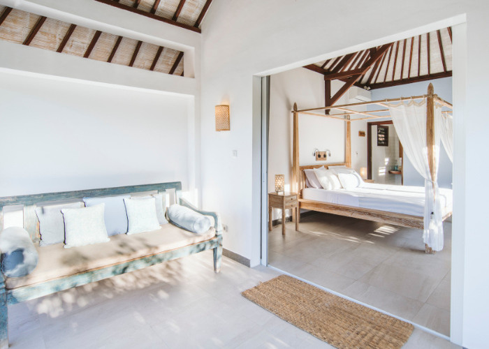 HOTEL RESORT DEPAN PANTAI BAGIAN UTARA GILI TRAWANGAN LOMBOK