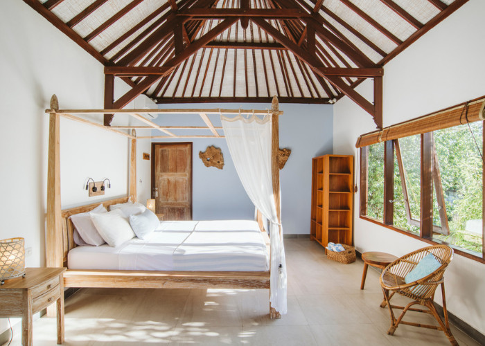 HOTEL RESORT DEPAN PANTAI BAGIAN UTARA GILI TRAWANGAN LOMBOK