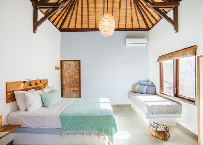 HOTEL RESORT DEPAN PANTAI BAGIAN UTARA GILI TRAWANGAN LOMBOK