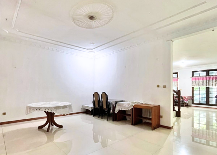 RUMAH HITUNG TANAH, LOKASI STRATEGIS DI LEBAK BULUS JAKARTA.