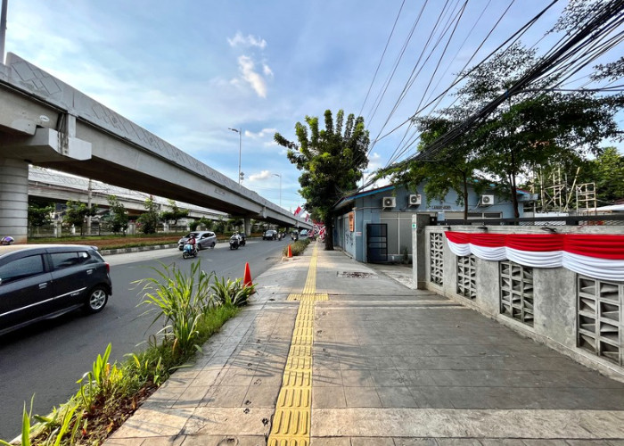 LAHAN KOMERSIAL PLUS BANGUNAN DEKAT CBD SIMATUPANG TANJUNG BARAT JAKARTA