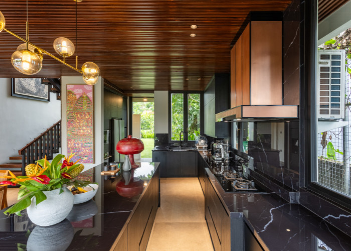 VILLA EXCLUSIVE SHM KAYU TULANG SELATAN CANGGU