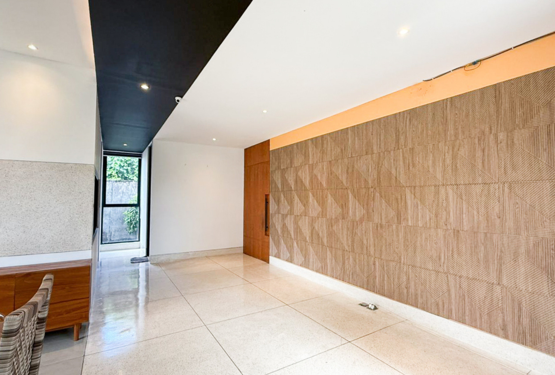 HUNIAN EKSKLUSIF VILLA PANTAI GUMICIK KETEWEL GIANYAR BALI