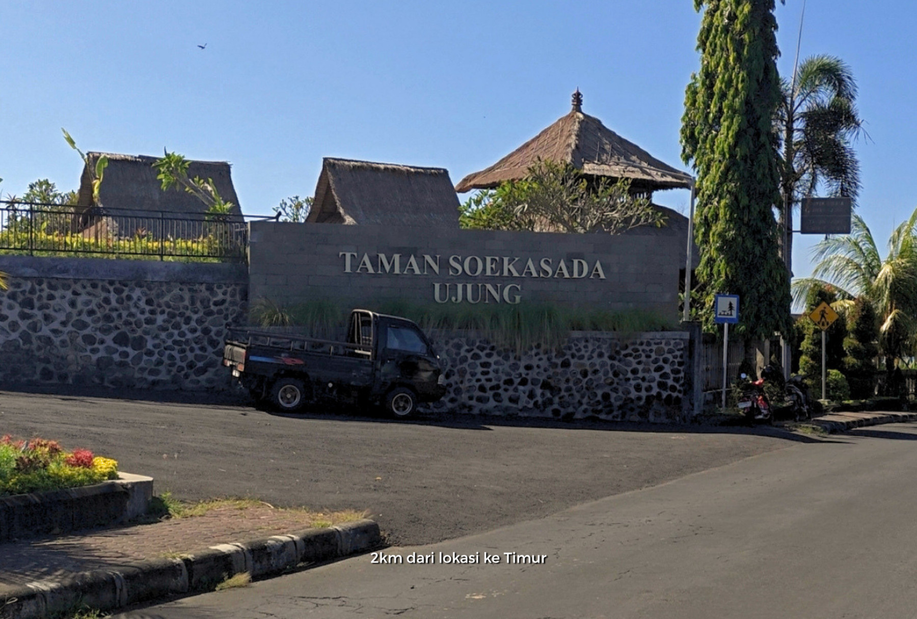 LAHAN INVESTASI DI ANTARA DUA PUSAT WISATA KARANGASEM BALI