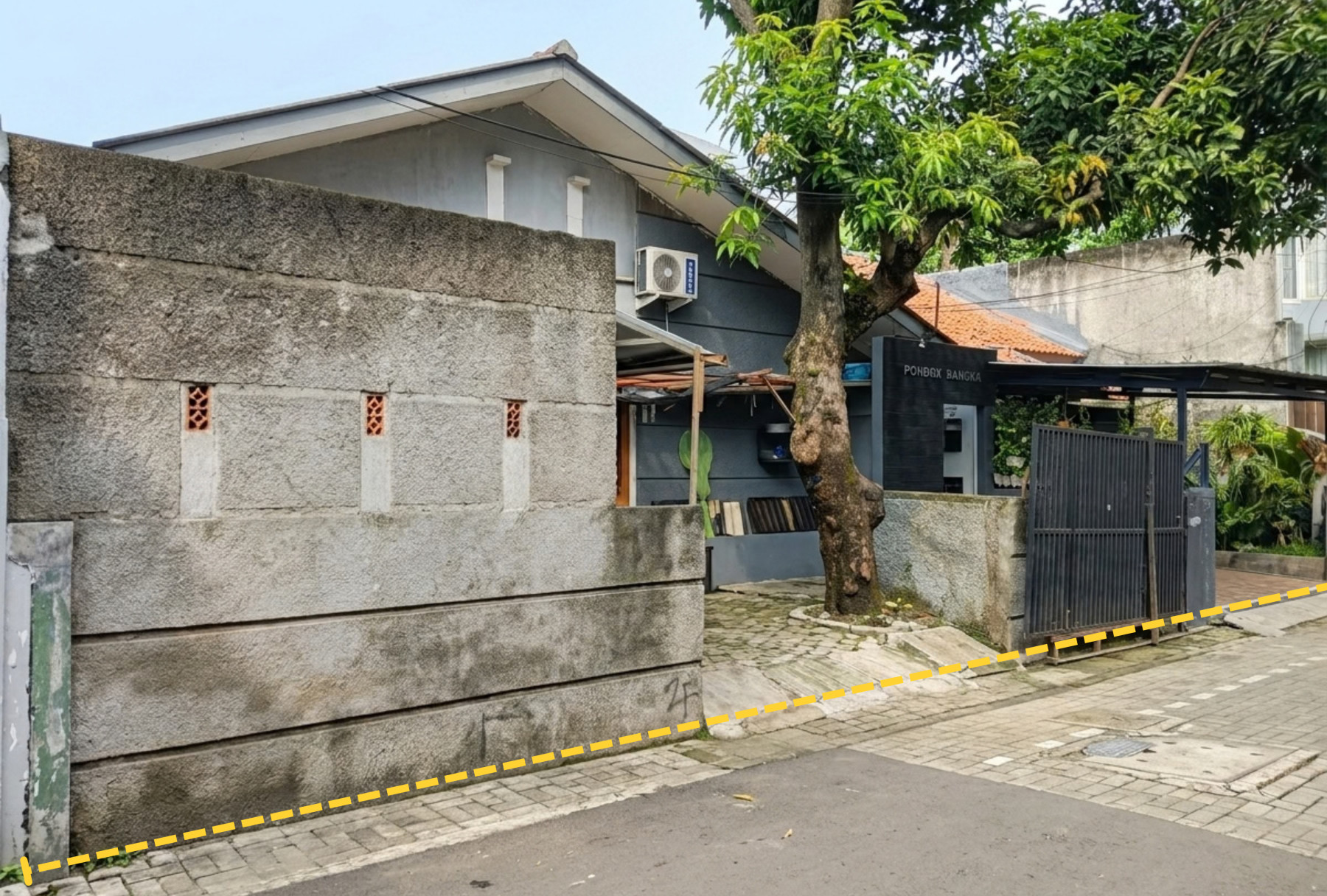 LAHAN PLUS BANGUNAN AKTIF LOKASI PREMUIM KAWASAN KEMANG JAKARTA SELATAN