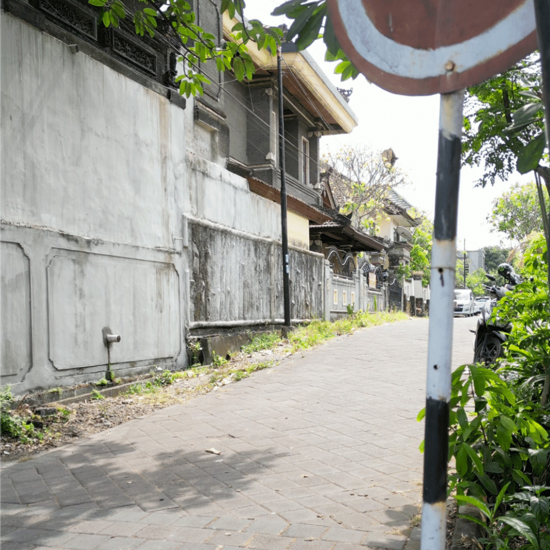 TOKO BONUS RUMAH KEBO IWA UTARA DEKAT GATSU