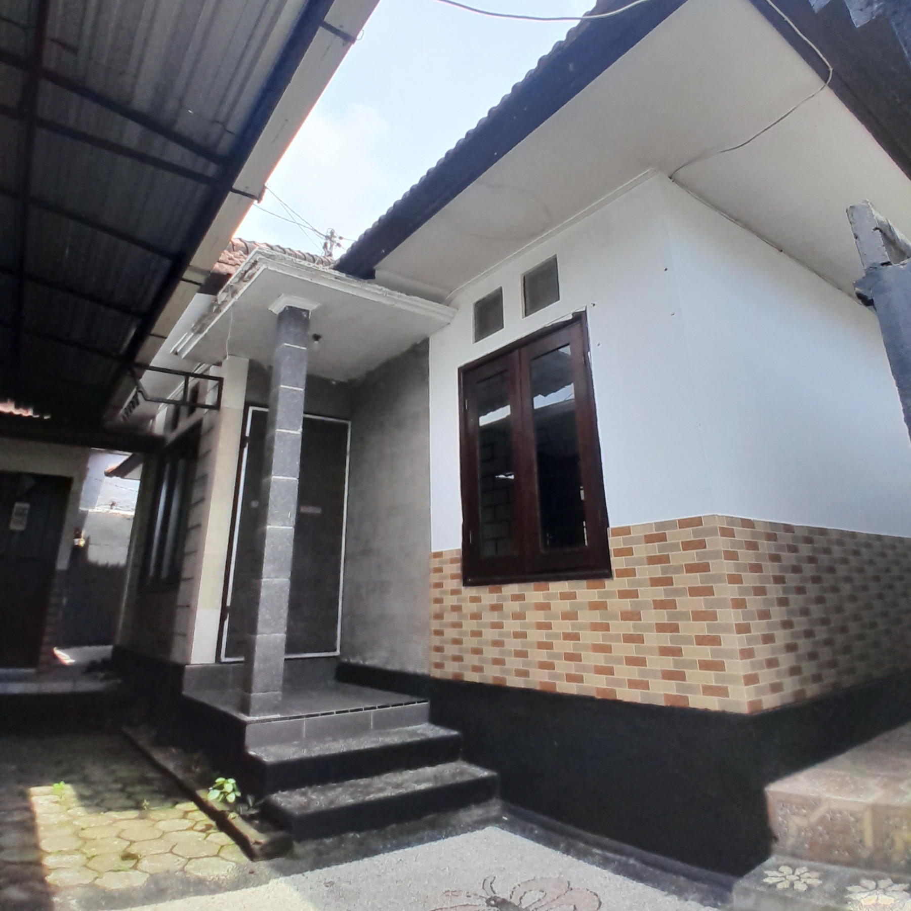 RUMAH HUNIAN DIJUAL AREA DENPASAR BARAT