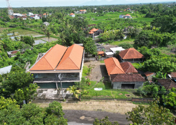 GUDANG DI JALUR LOGISTIK BYPASS IB MANTRA PERING