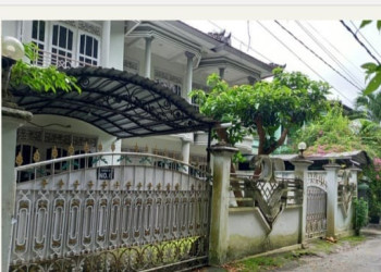 RUMAH DUA LANTAI DI KEDONGANAN